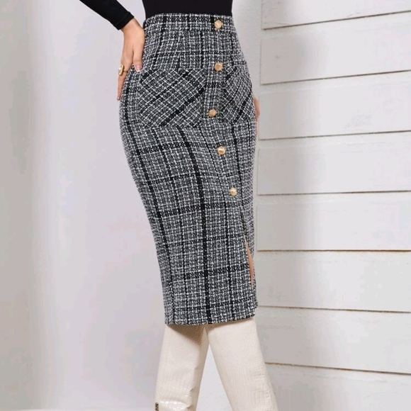High Waist Plaid Pattern Single Breasted Dual Pocket Tweed Skirt - Picture 3 of 4